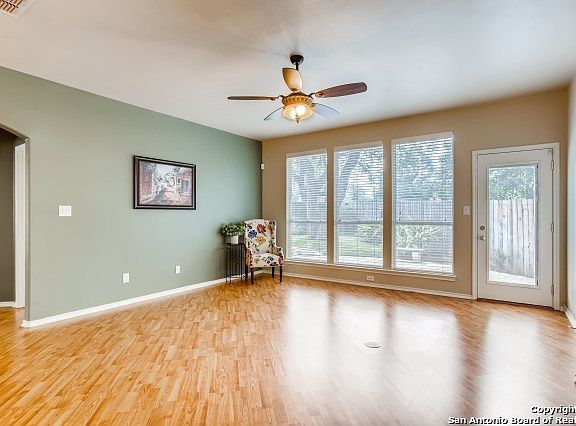 4th image of 1100 Berry Creek Dr