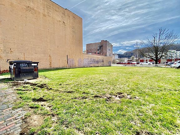 5th image of 725 4th St