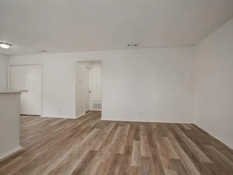 2310 Rachael Court — Photo 17