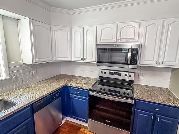 4th image of 1413 Elizabeth St