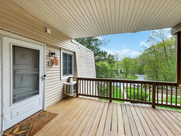 514 Fox Run Lane, Carmel, NY 10512