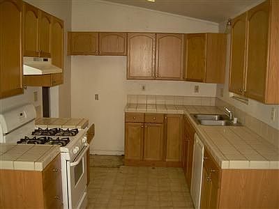 2nd image of 6537 Holiday Way