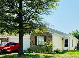 1674 Blue Grass Pkwy, Greenwood, IN 46143