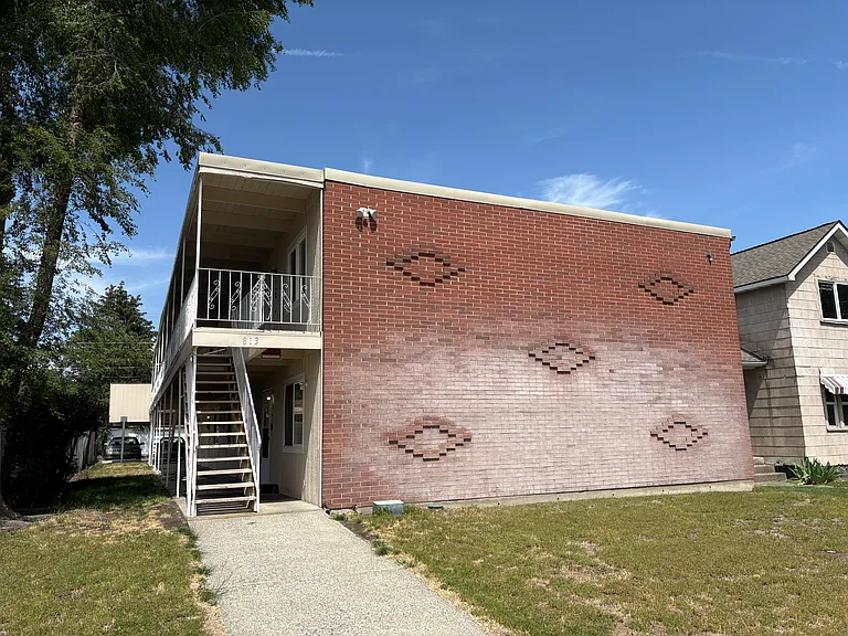 813 E Sinto Ave #4 — Photo 1
