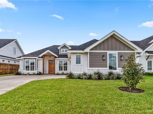 529 Hunter Dr, Alamo, TX 78516