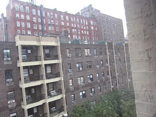 Rented by Brown Harris Stevens | media 27