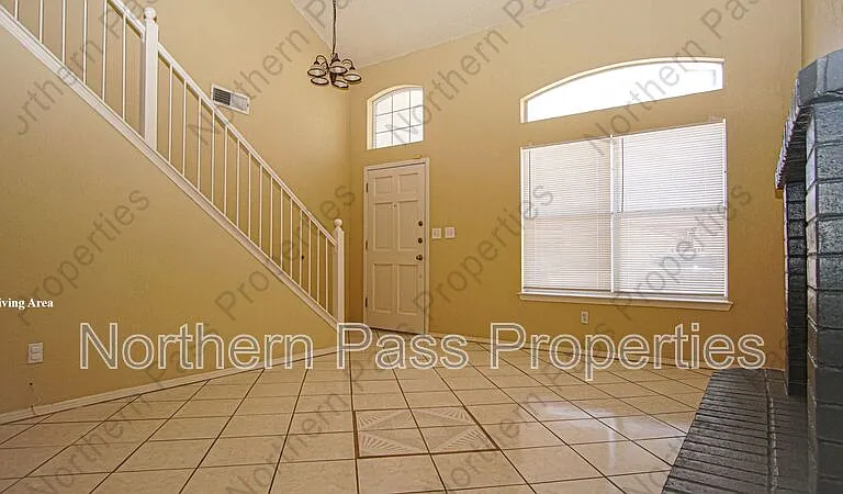 12107 Valley Quail Dr — Photo 4