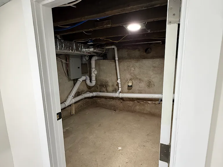 153 W Palmer St — Photo 13