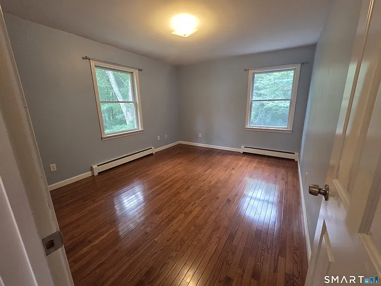 15 Elizabeth Dr — Photo 17