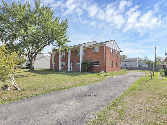 2nd image of 690 Kingsford Rd