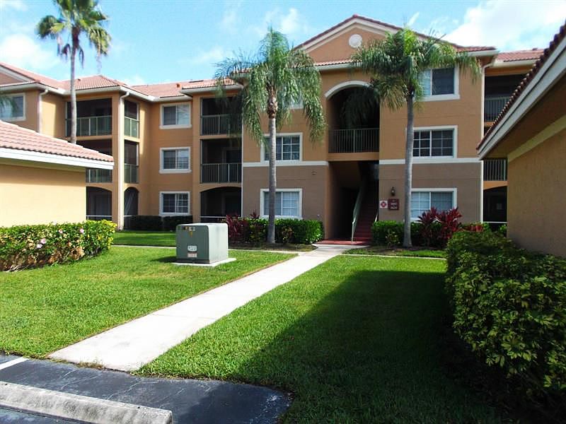 1st image of 3604 NW Adriatic Ln