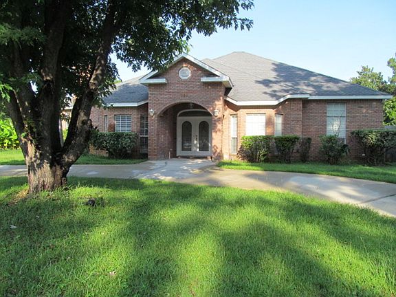 2nd image of 161 Grand Lagoon Shores Dr