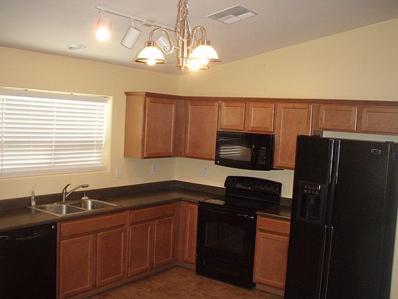 2nd image of 40357 W Thornberry Ln