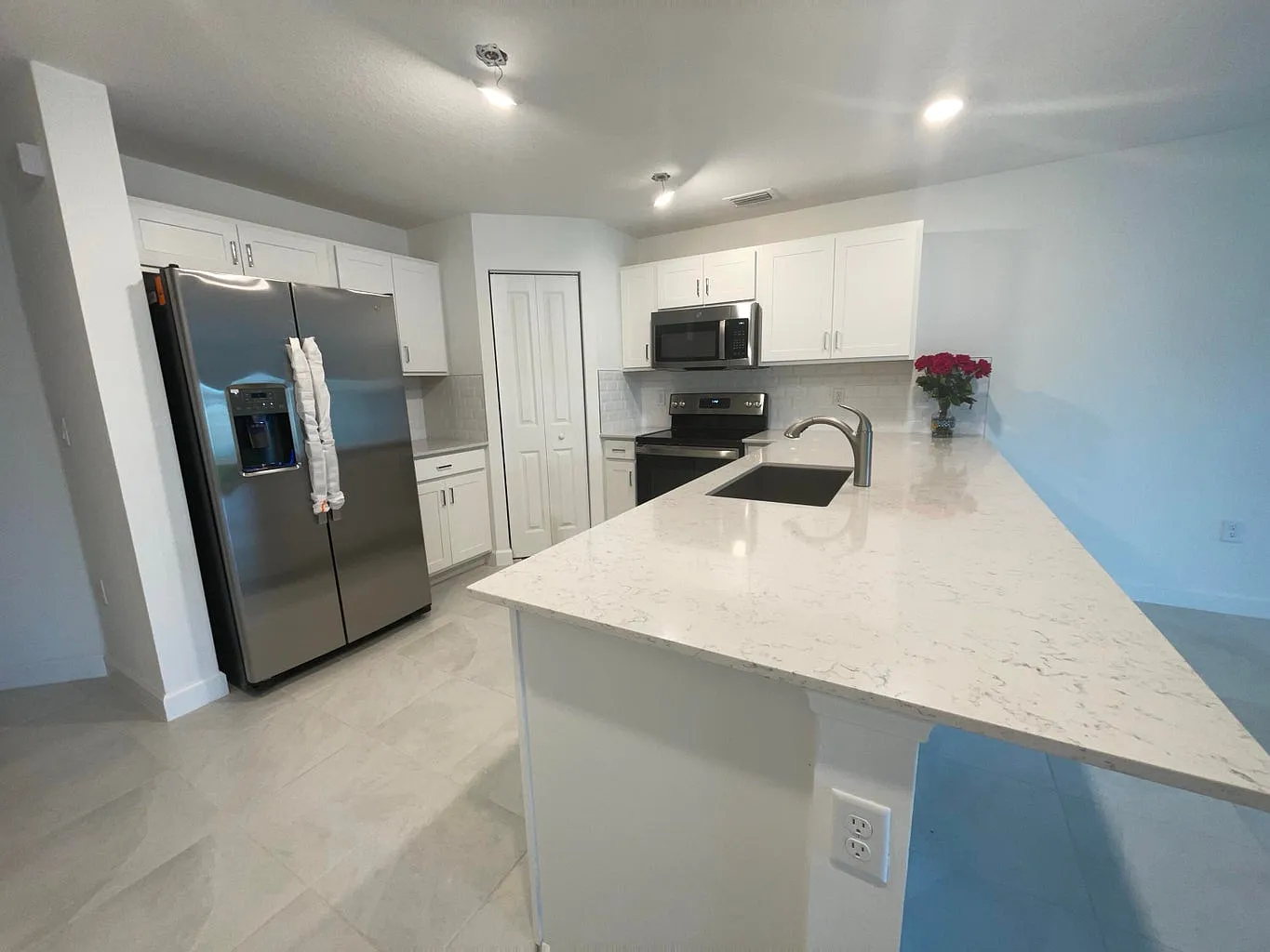 3 bed, 1568 sqft, $2,950 — Photo 1