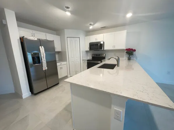 6907 Broadwater Ln #6907, Lake Worth, FL 33467