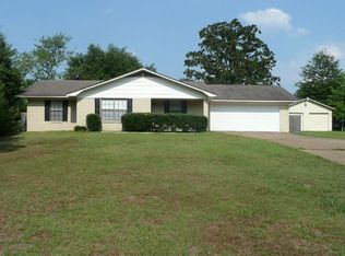 516 Northwest St, Carthage, MS 39051