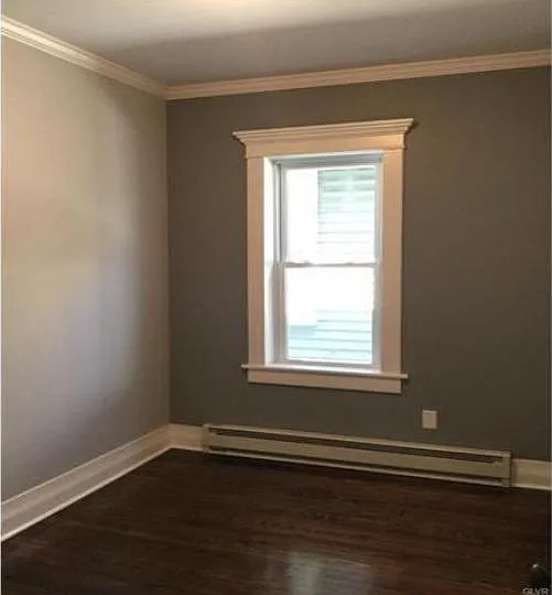 696 Main St — Photo 17