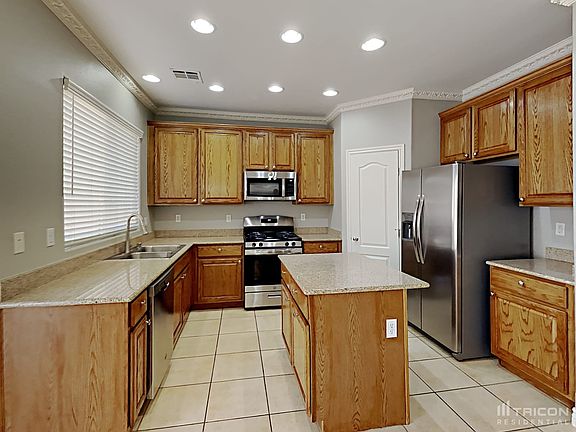 5th image of 6657 McCarran St