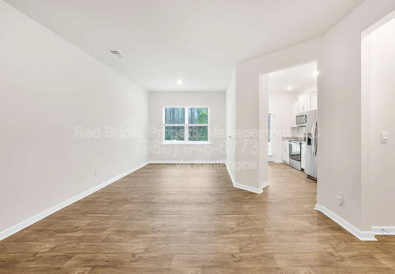 3 bed, 2.5 bath, 1416 sqft, $1,895 — Photo 3