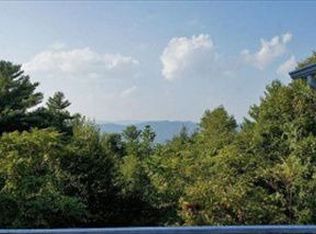 7600 Fallwell Ln, Roanoke, VA 24018