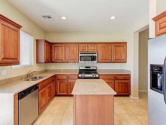 4th image of 3937 Red Trumpet Ct