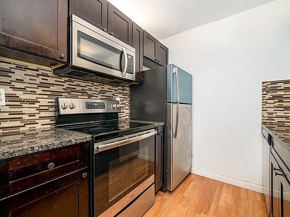 4th image of 133 Commander Shea Blvd APT 505
