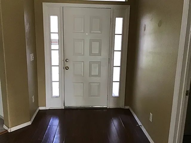 922 Lake Biscayne Way — Photo 6
