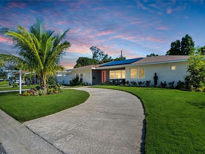 2460 Tropical Shores Dr SE, Saint Petersburg, FL, 33705