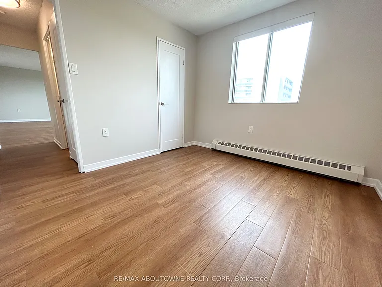 82 Millside Dr #904 — Photo 15
