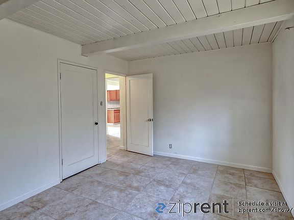 5th image of 708 Williams Dr