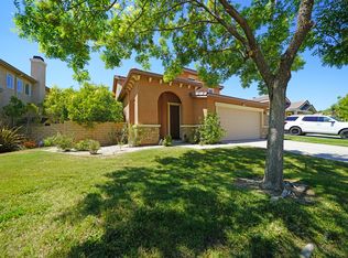28321 Maitland Ln, Saugus, CA 91350
