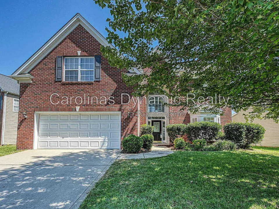 12315 Chesley Dr