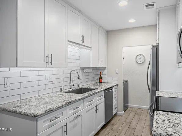 8584 E INDIAN SCHOOL Road #F, Scottsdale, AZ 85251