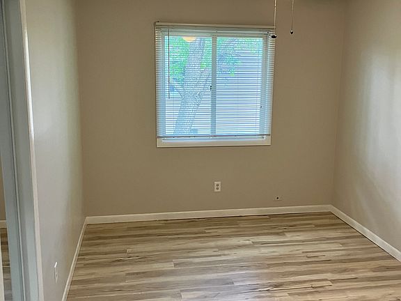 5th image of 7012 Carolina Pl APT A