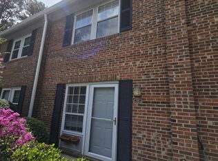118 Chaucer Ct, Carrboro, NC 27510