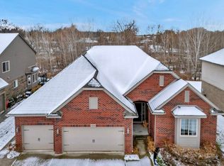 52229 Tacoma Narrows Dr, Macomb, MI 48042