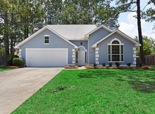 1956 Woking Ct, Hinesville, GA 31313