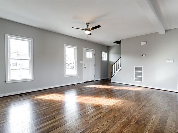 4th image of 6223 Ellis Ave