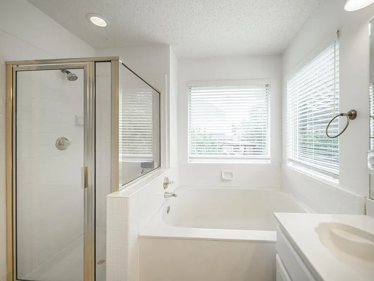 1812 Ingleside Dr — Photo 18