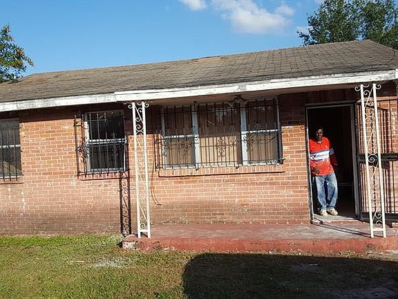 2nd image of 2713 N 34th St