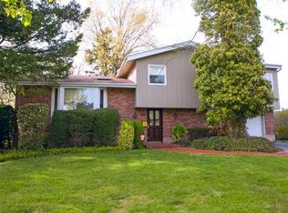 10 Orange Dr, Jericho, NY