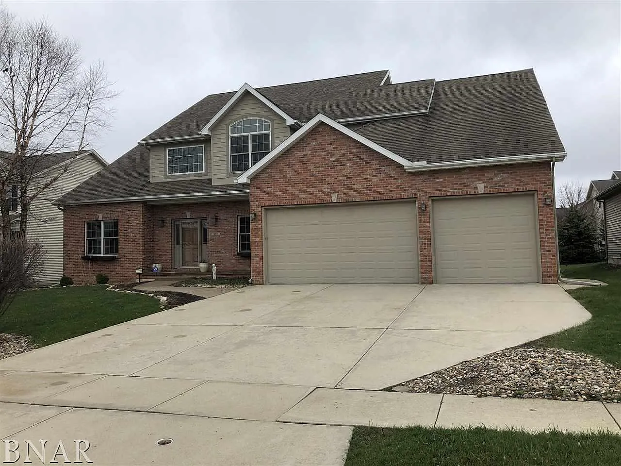 1051 Norway Ct photo 1