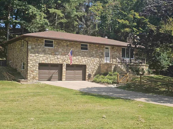 5515 Shawnee Dr, Huntington, WV 25705