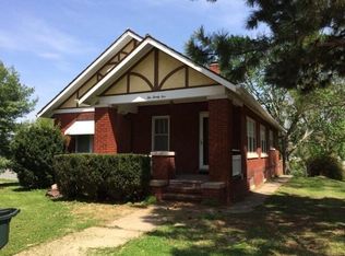 1025 S 23rd St, Saint Joseph, MO 64507