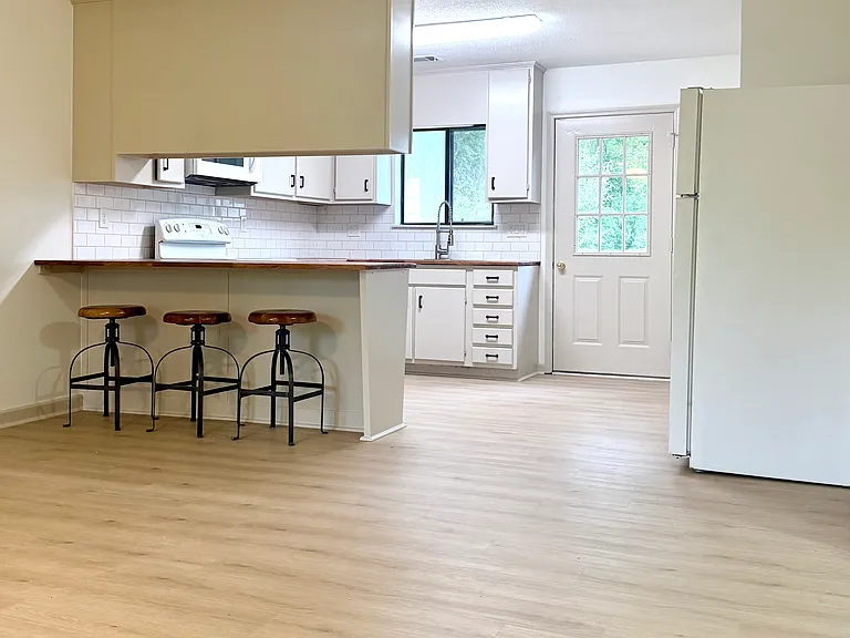 1915 Waldens Edge Way #1915 — Photo 10