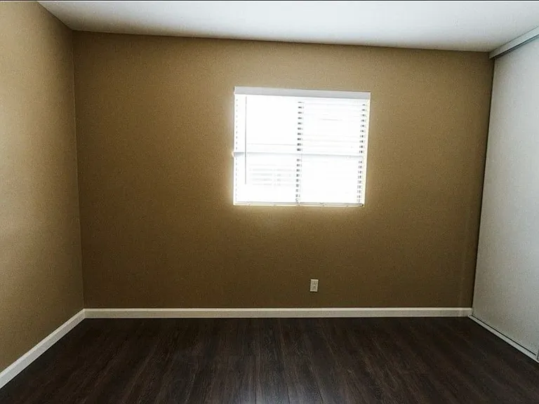 4517 College Way #J — Photo 39