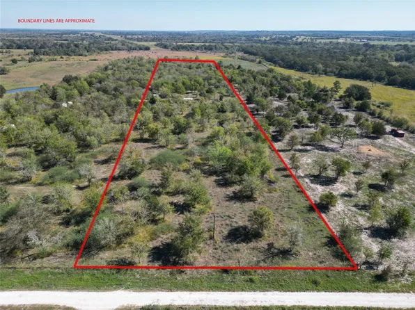 Independence Dr, Bedias, TX 77831