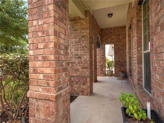 3rd image of 20121 Wearyall Hill Ln