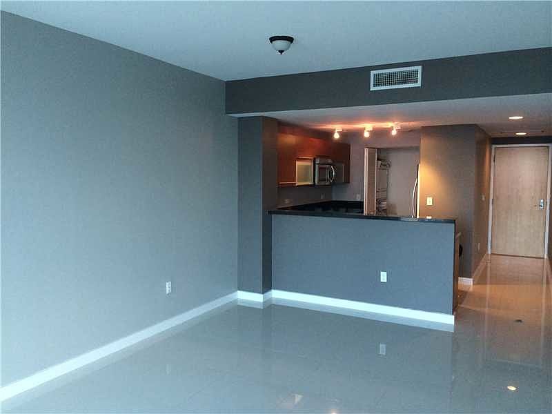 1st image of 244 Biscayne Blvd APT 3204