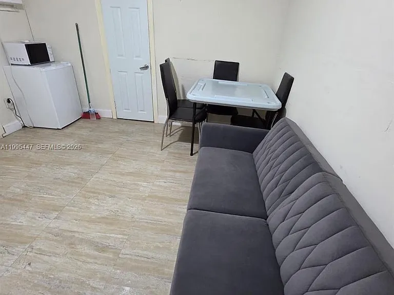 1420 SW 129th Ct #1 — Photo 5